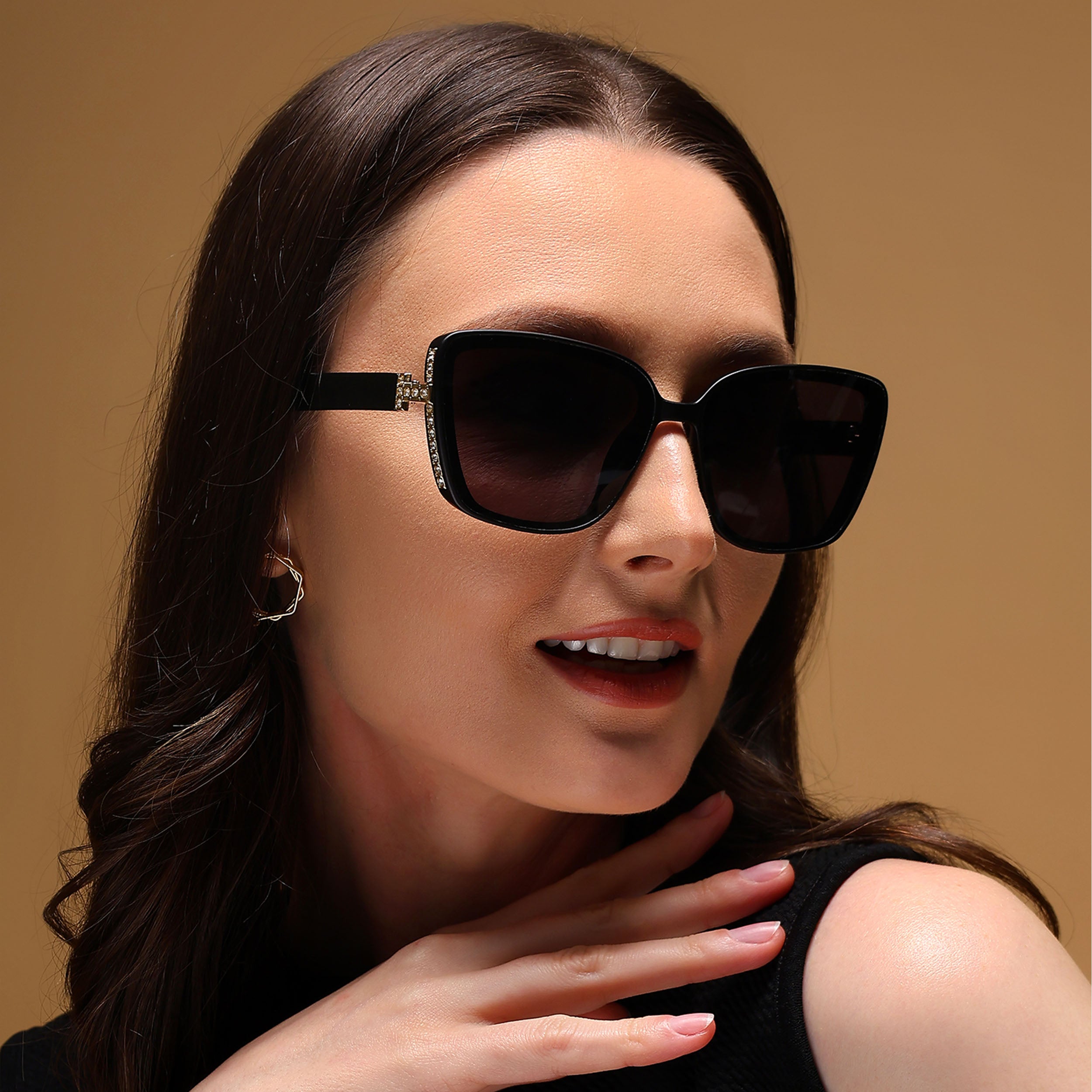 Matt Black Cateye Sunglasses - MG4926