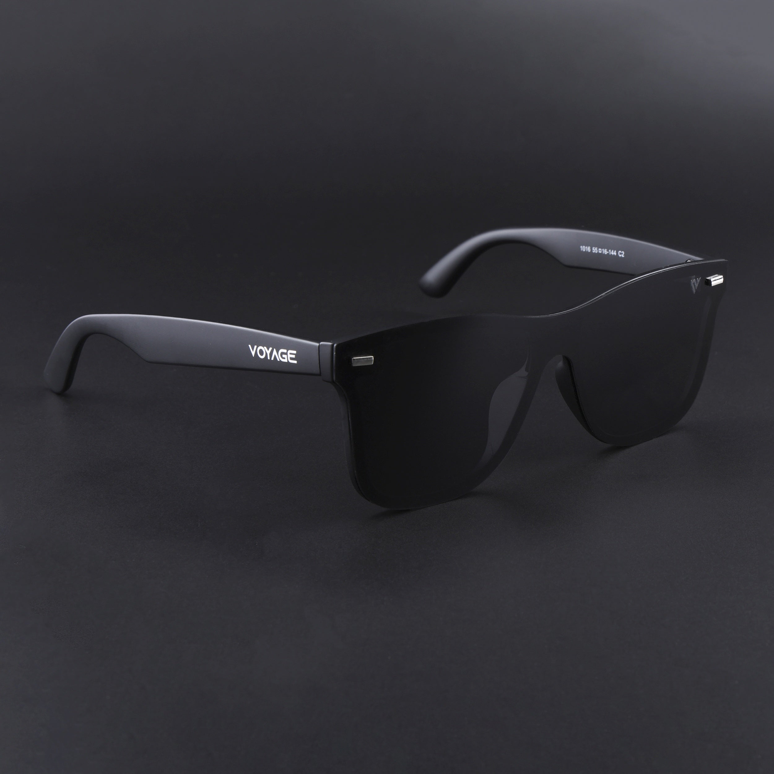 Mooze | Matte Black Polarized Wayfarer Sunglasses | PMG3977