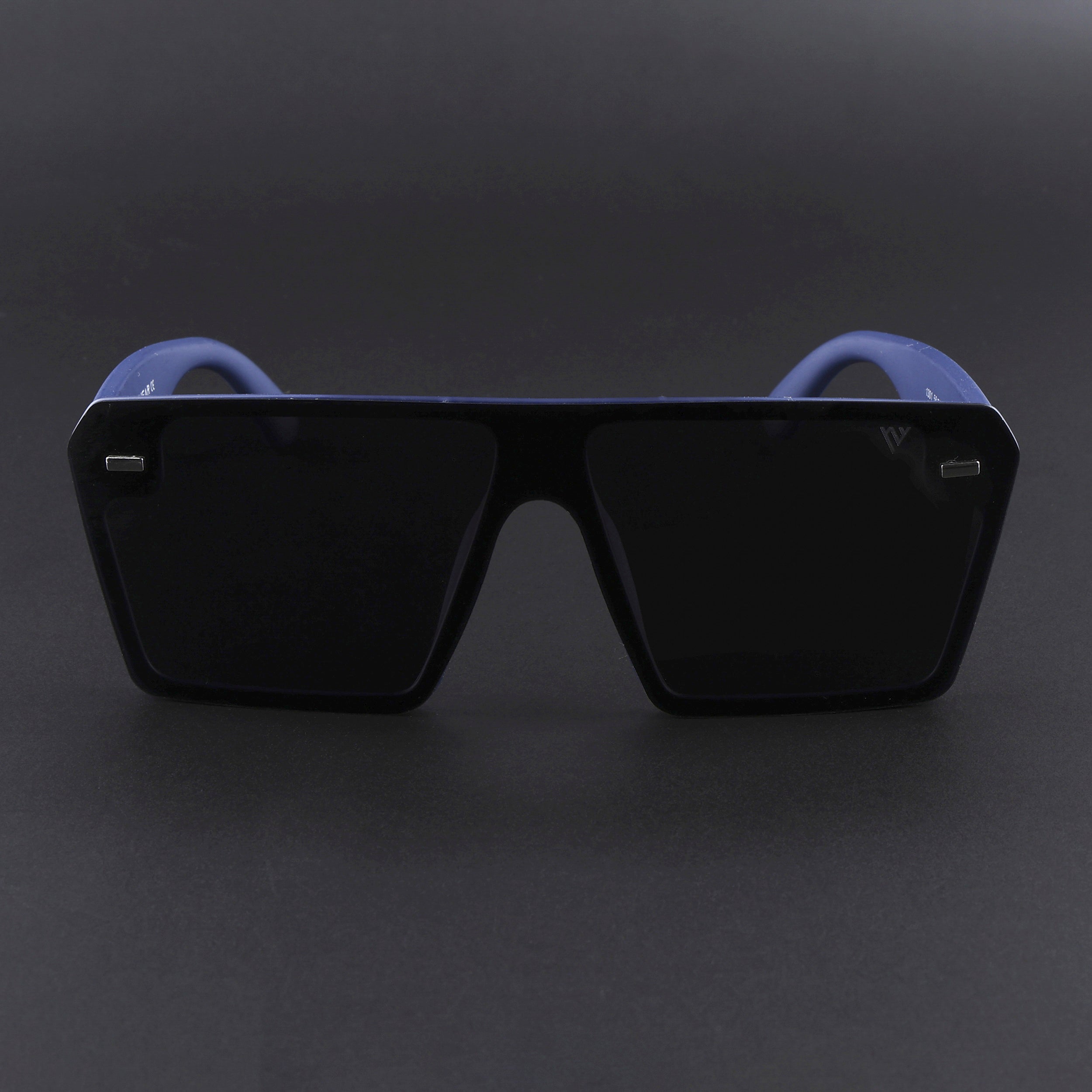 illume | Blue And Black Polarized Wayfarer Sunglasses - PMG3971