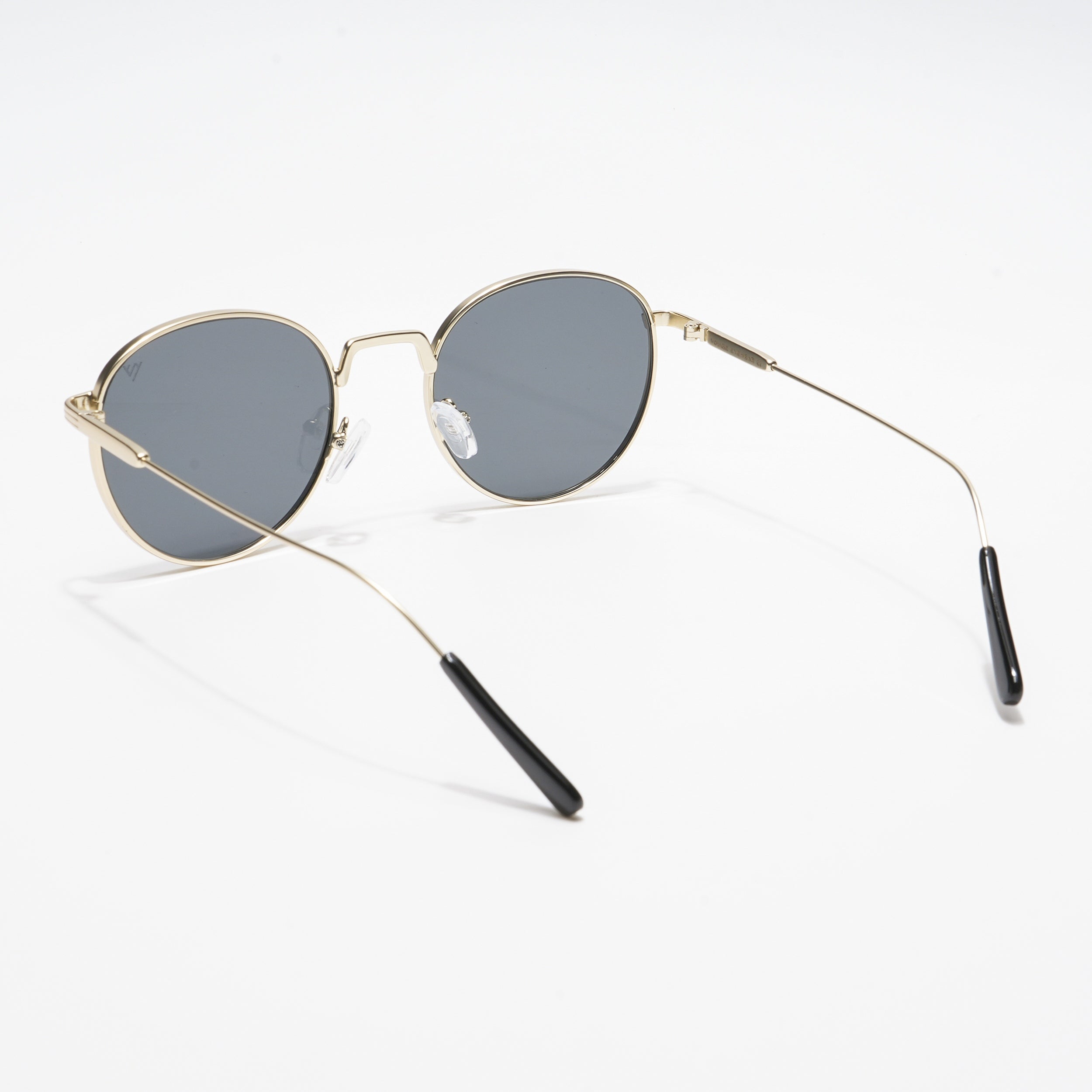 Sonic | Round Black Golden Sunglasses MG3050