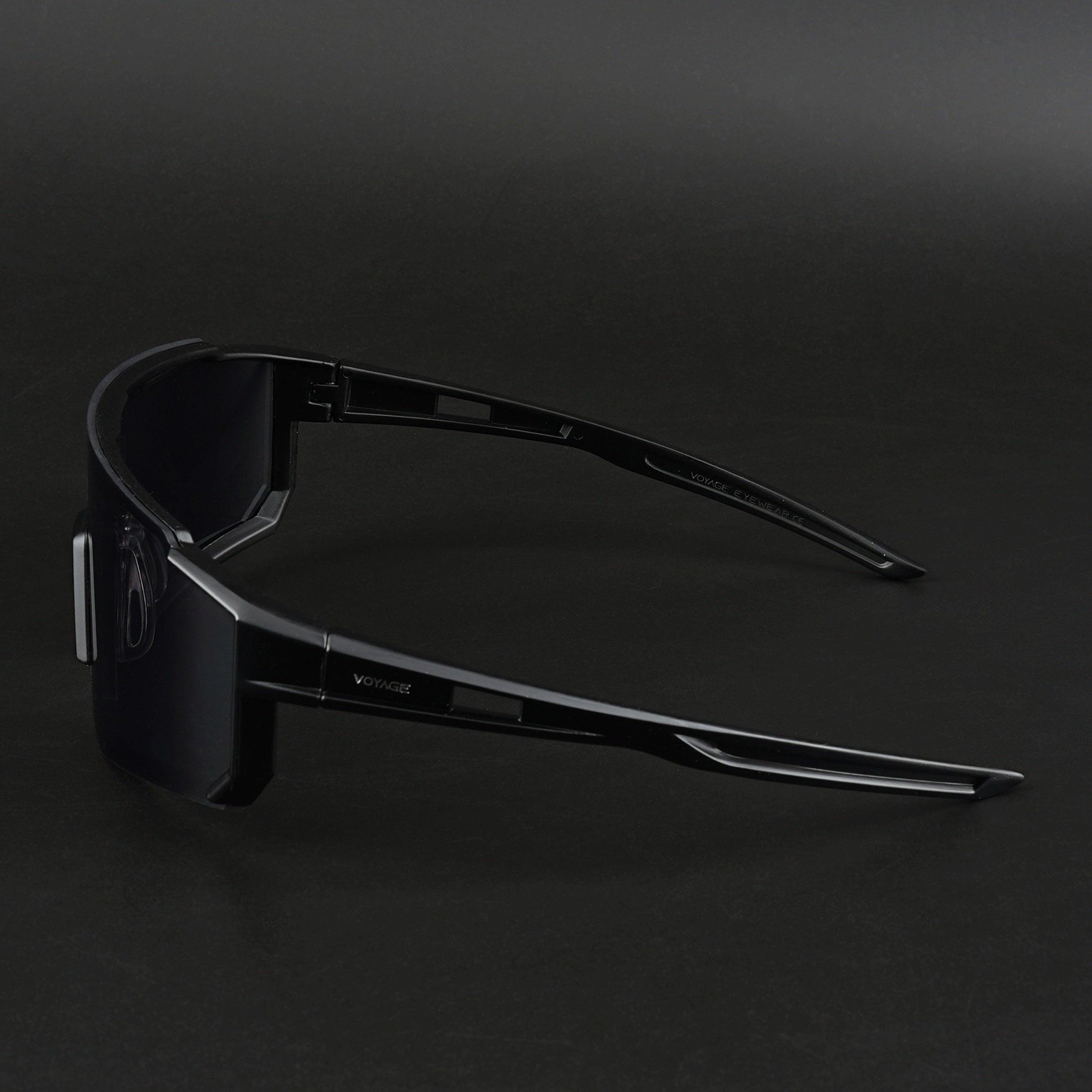 Drift Sunglasses (Black Lens | Black Frame - MG5617)