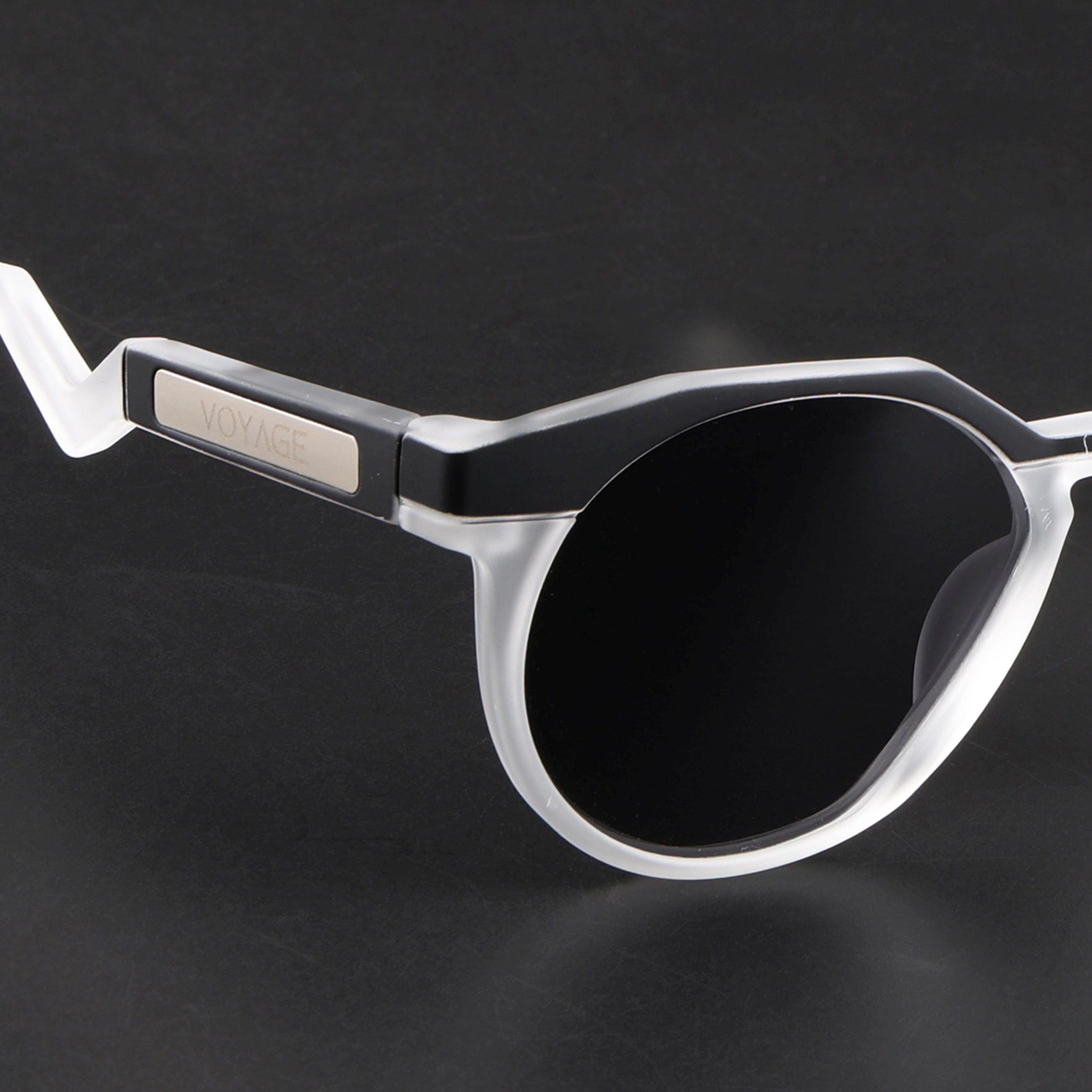 Radar | Matt Black & Transparent Polarized Sunglasses | Black Lens - PMG6564