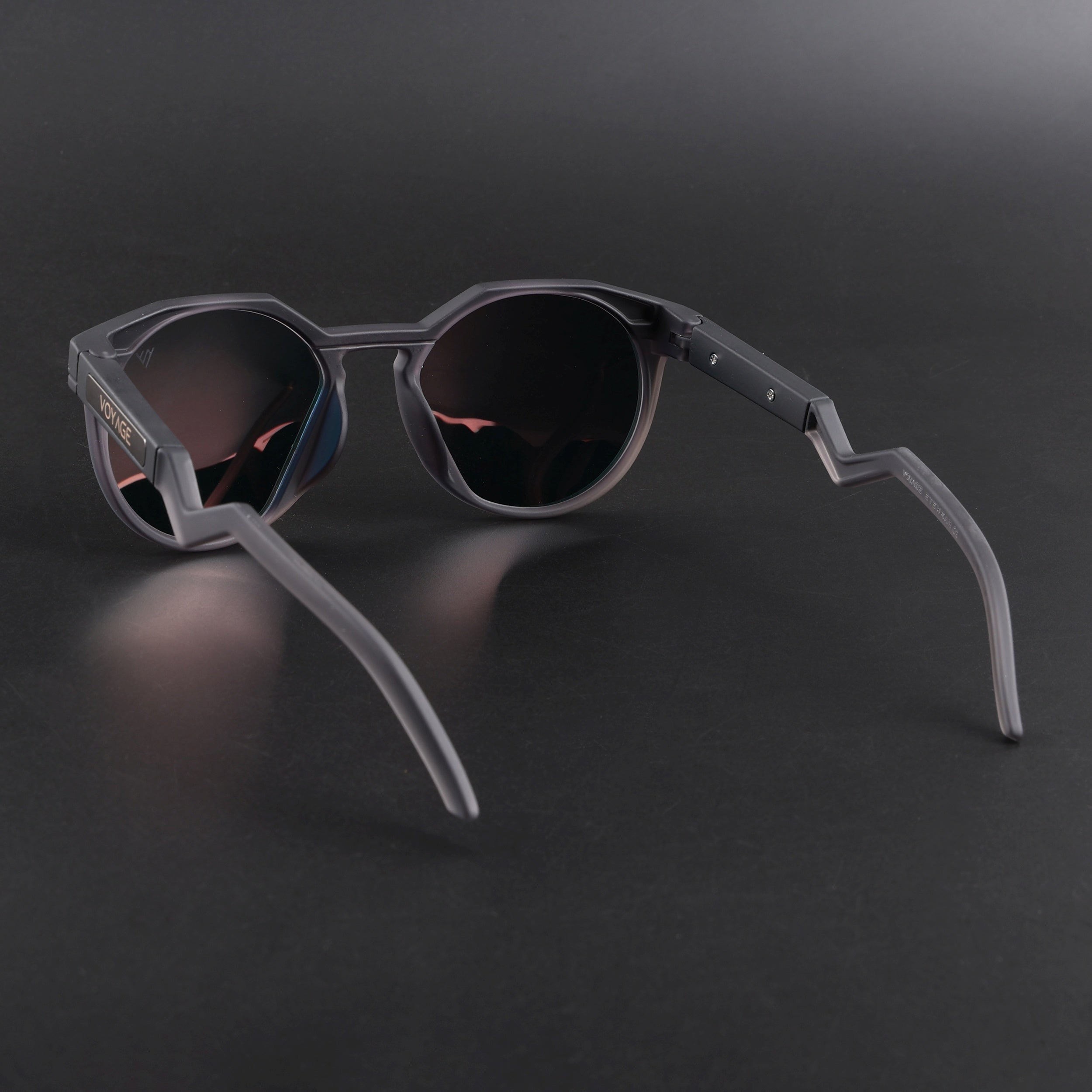 Radar | Black Polarized Sunglasses | Red Lens - PMG6566