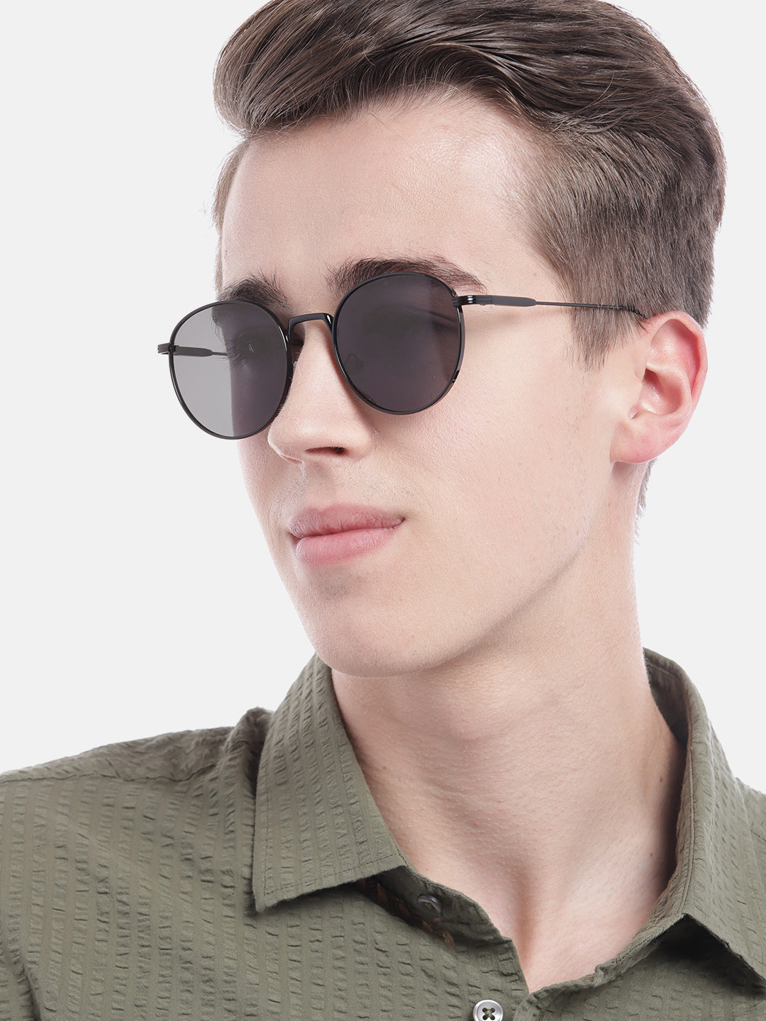 Sonic | Round Black Sunglasses MG3049