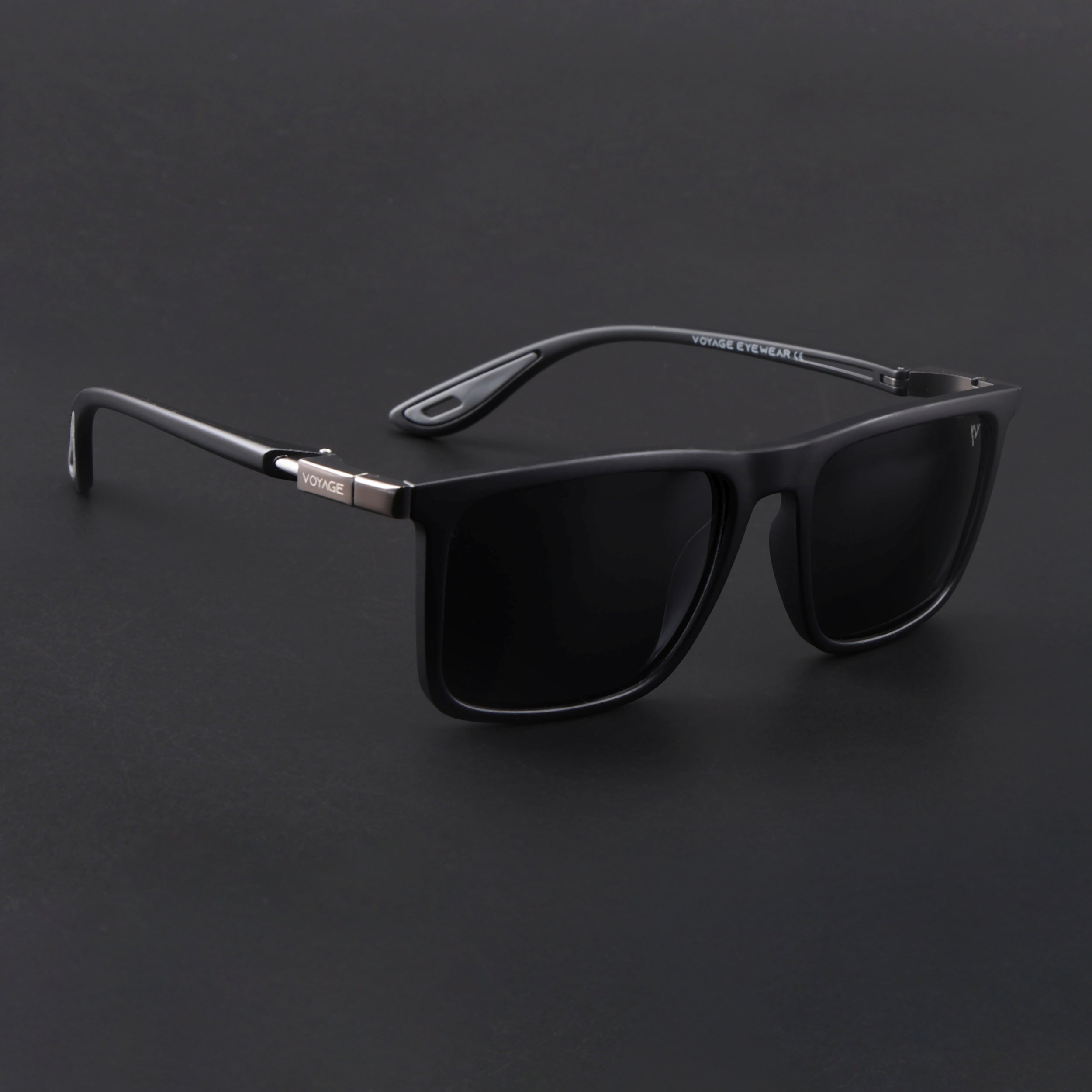 Beast 2.0 | Matt Black Polarized Rectangle Sunglasses | PMG6647