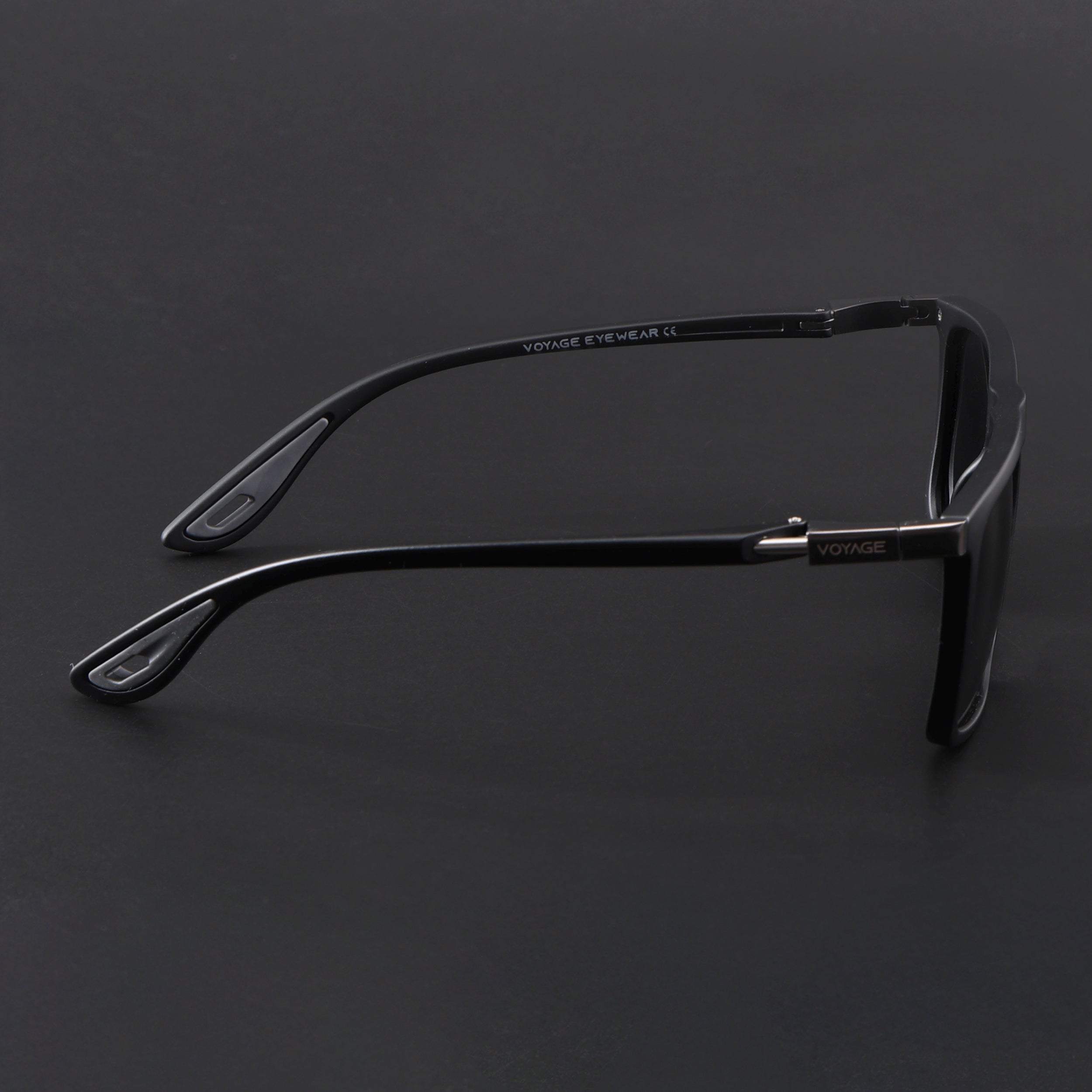 Beast 2.0 | Matt Black Polarized Rectangle Sunglasses | PMG6647