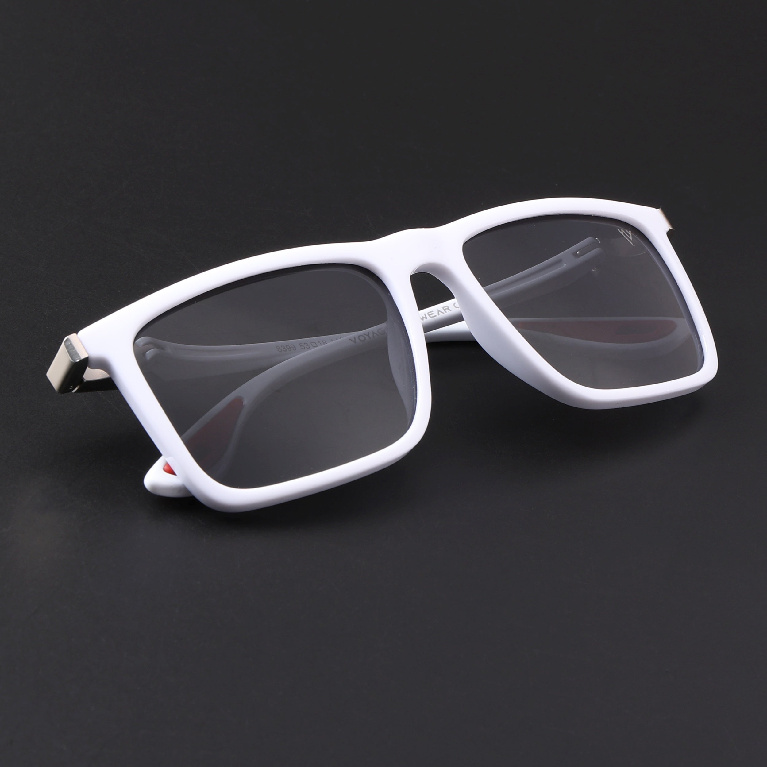 Beast 2.0 |White Polarized Rectangle Sunglasses | PMG6649