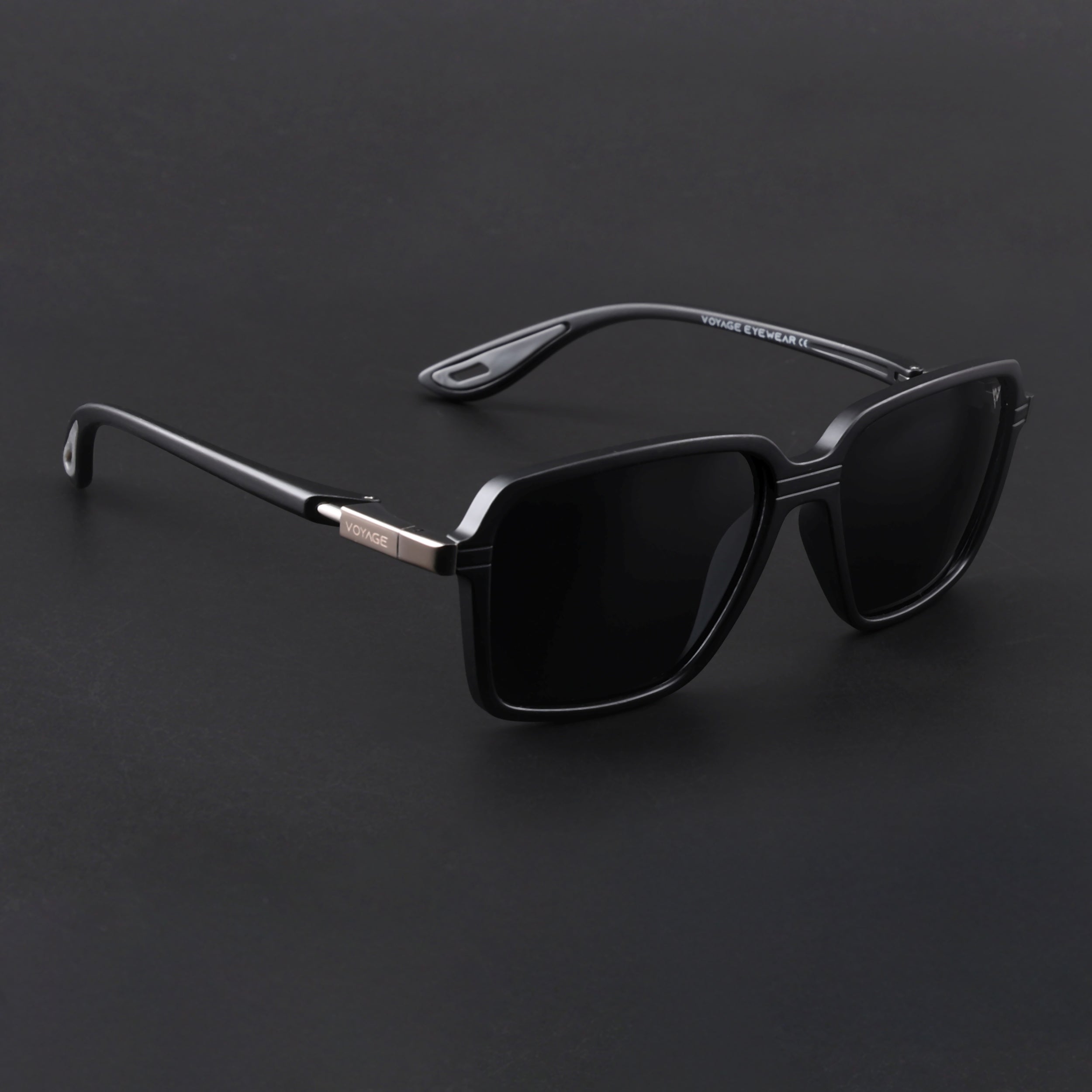 Hydra | Matt Black Polarized Rectangle Sunglasses | PMG6654