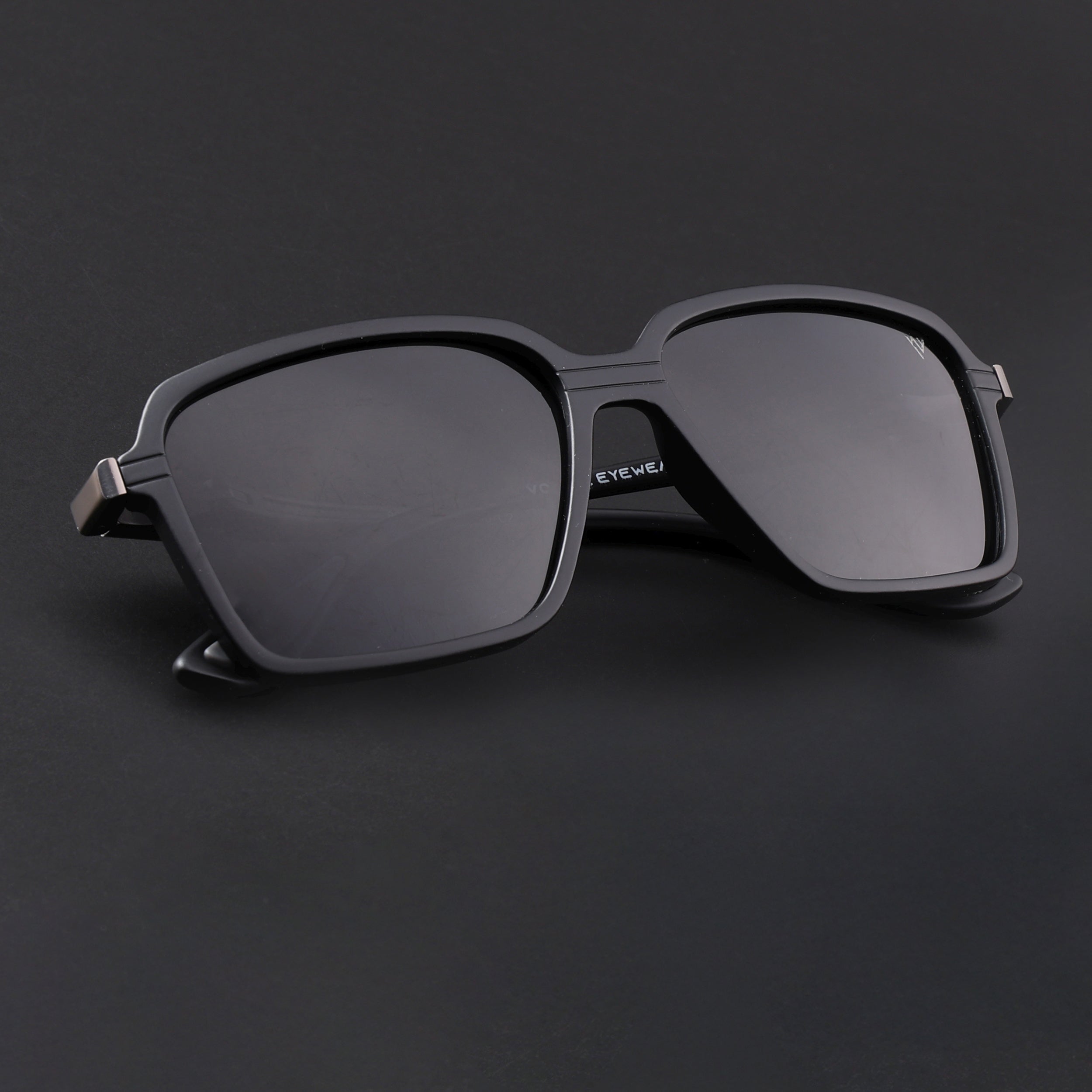 Hydra | Matt Black Polarized Rectangle Sunglasses | PMG6654