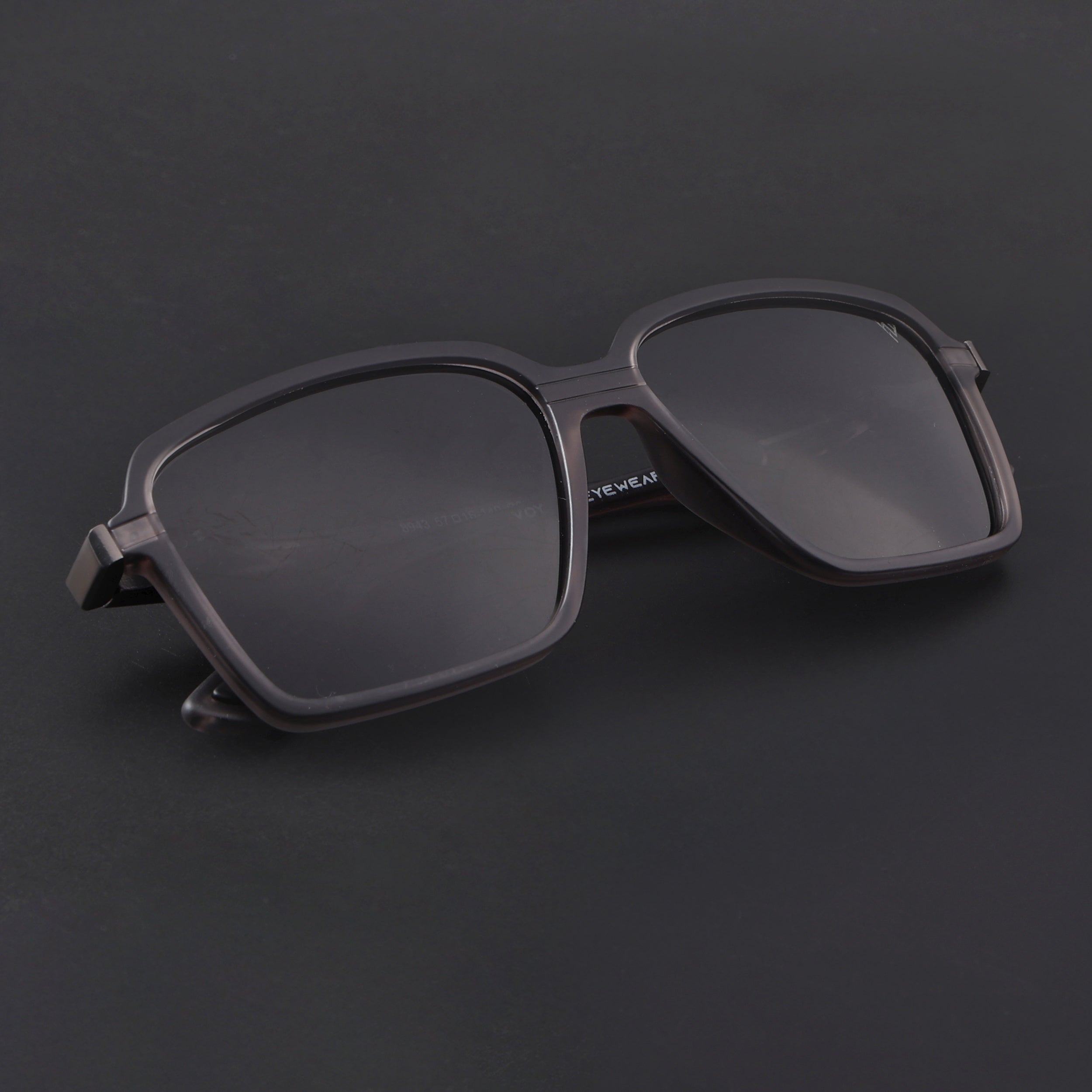 Hydra | Grey Polarized Rectangle Sunglasses | PMG6655