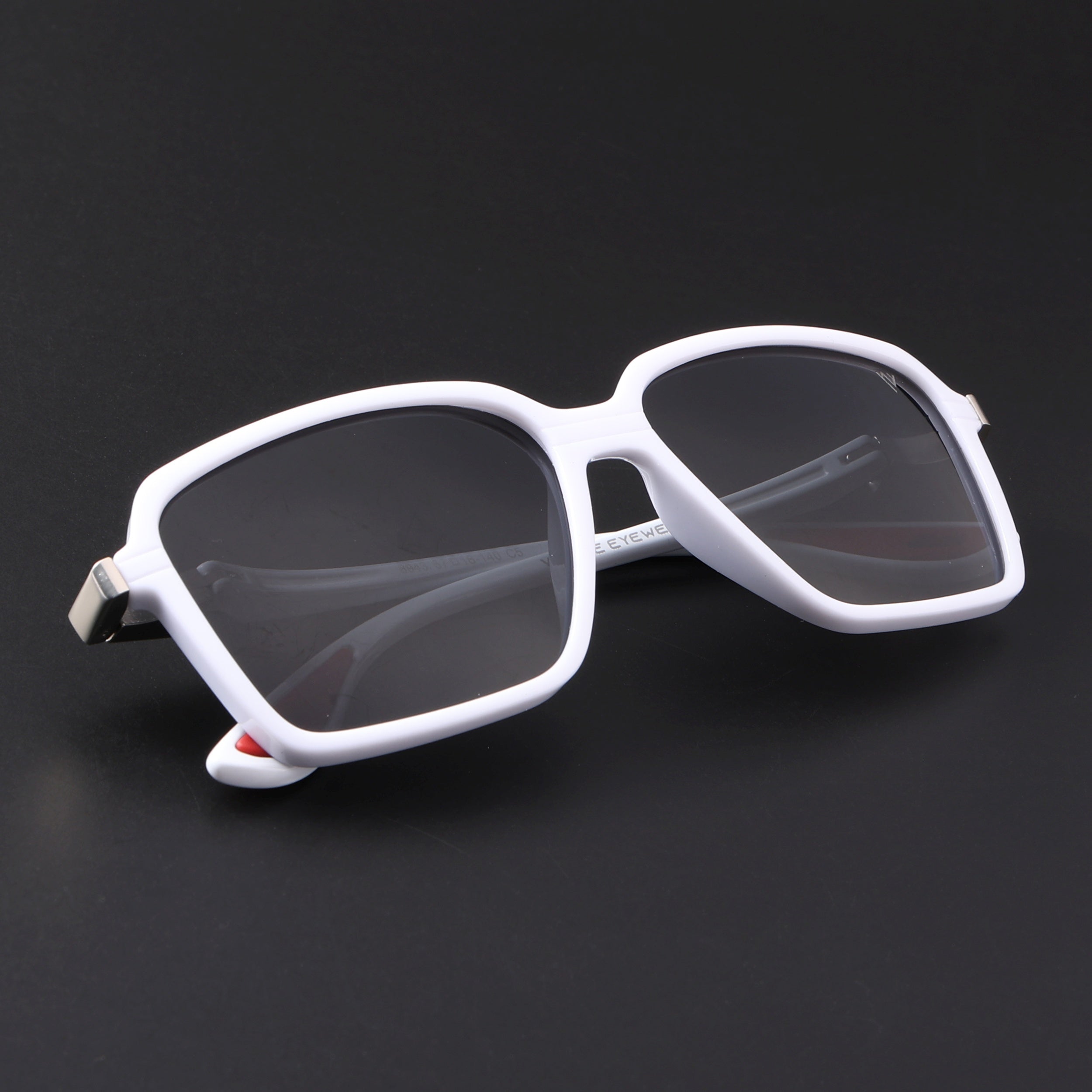 Hydra | White Polarized Rectangle Sunglasses | PMG6656