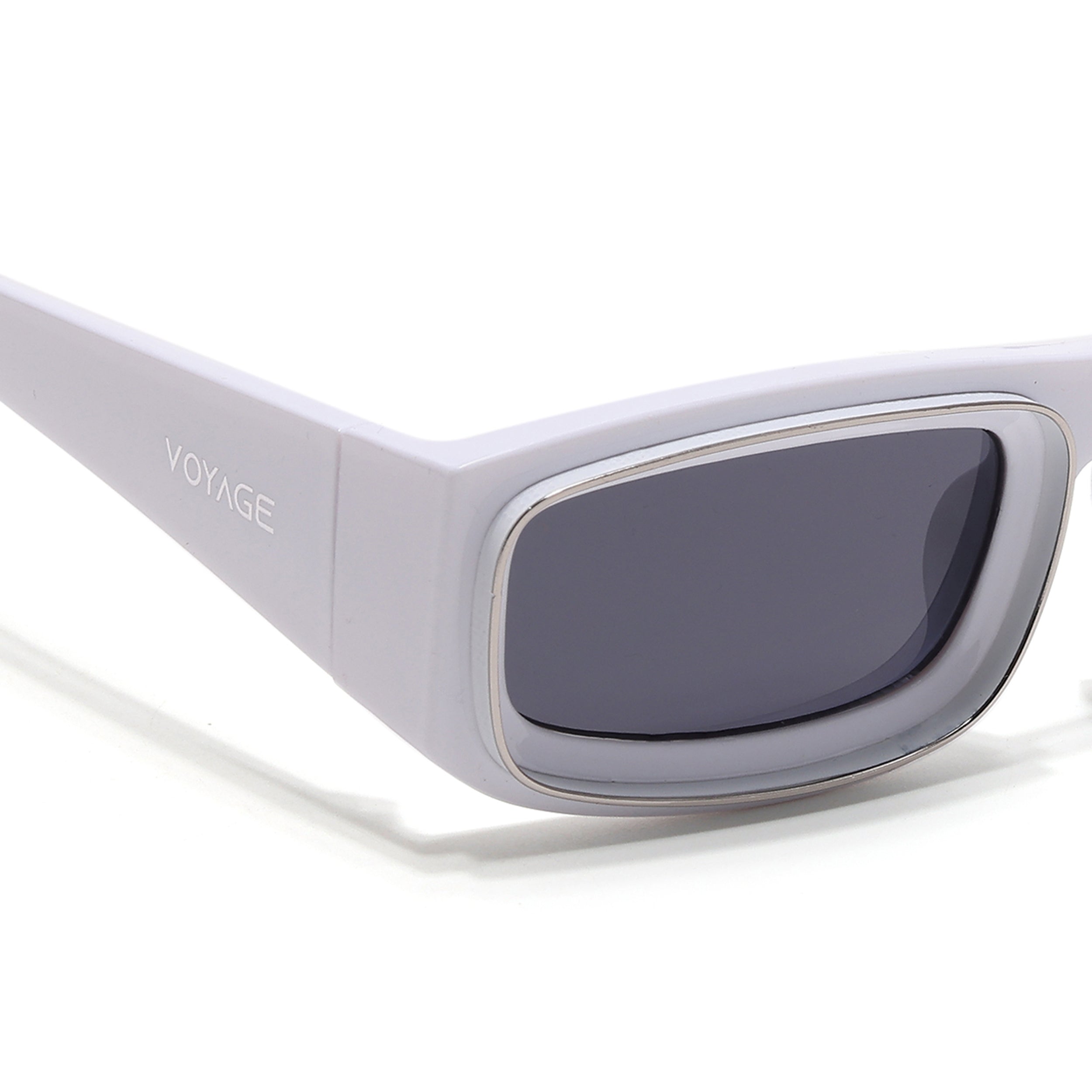 Old Smuggler | White Polarized Unisex Sunglasses | Black Lens - MG6576