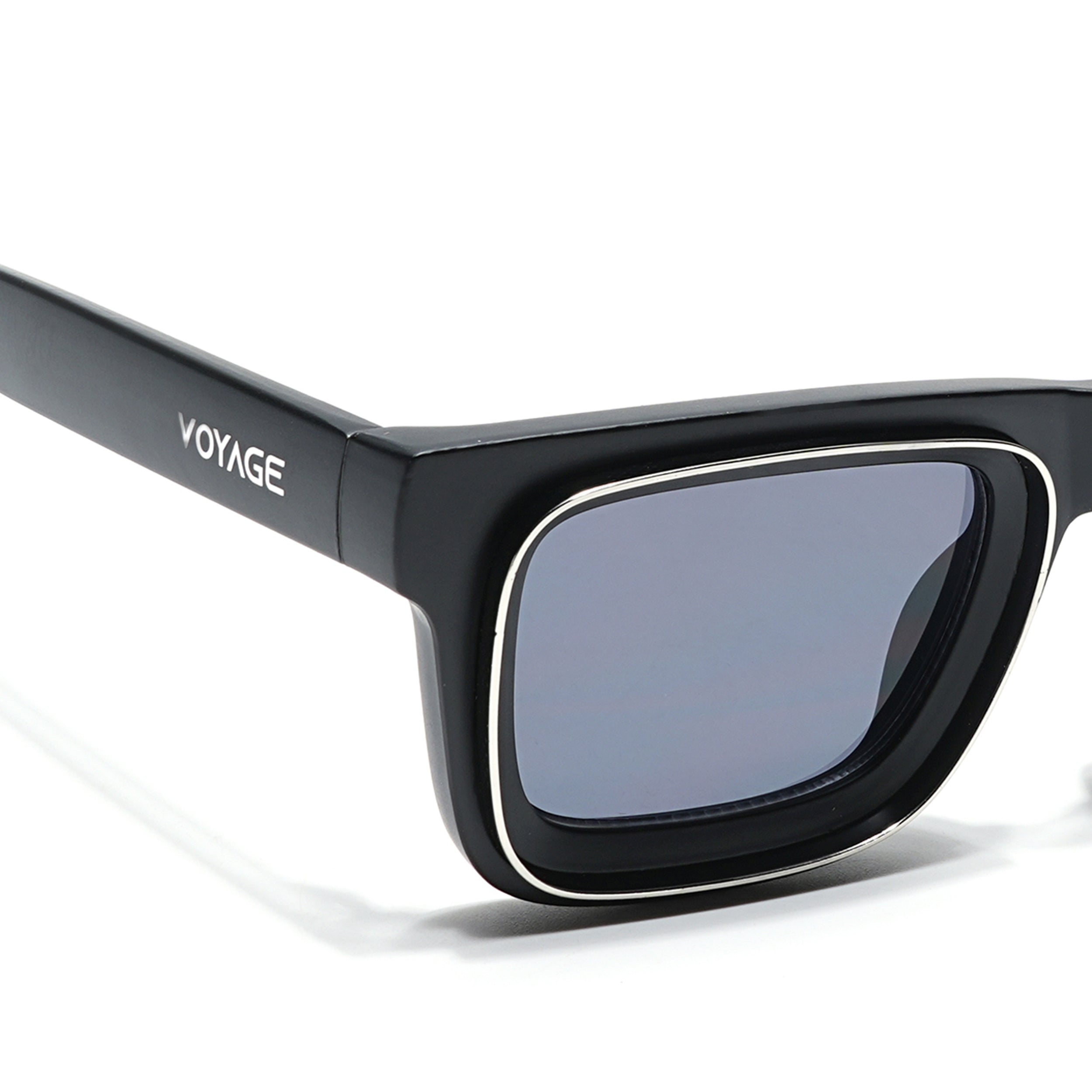 Smuggler | Matt Black & Silver Polarized Unisex Sunglasses | Black Lens - MG6421