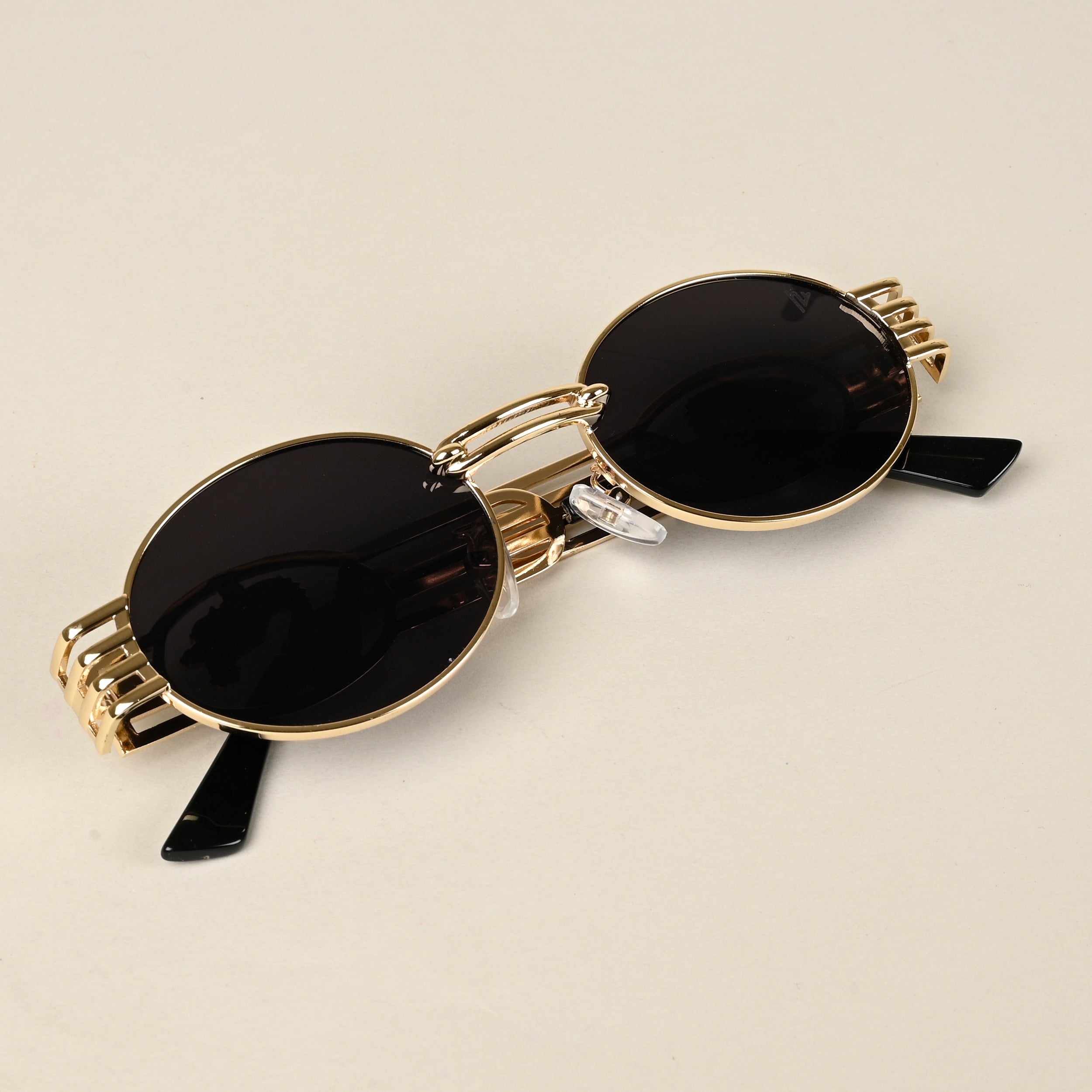 Viper | Oval Sunglasses (Black Lens | Golden Frame  - MG5188)