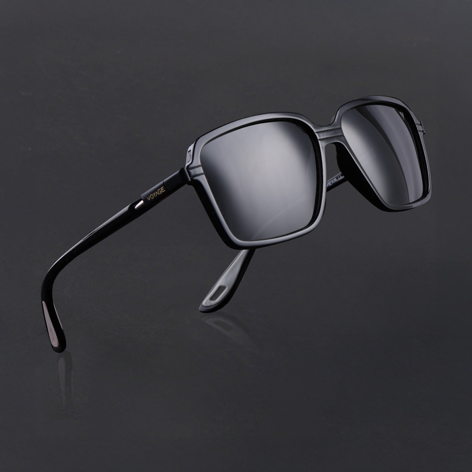 Hydra | Matt Black Polarized Rectangle Sunglasses | PMG6654