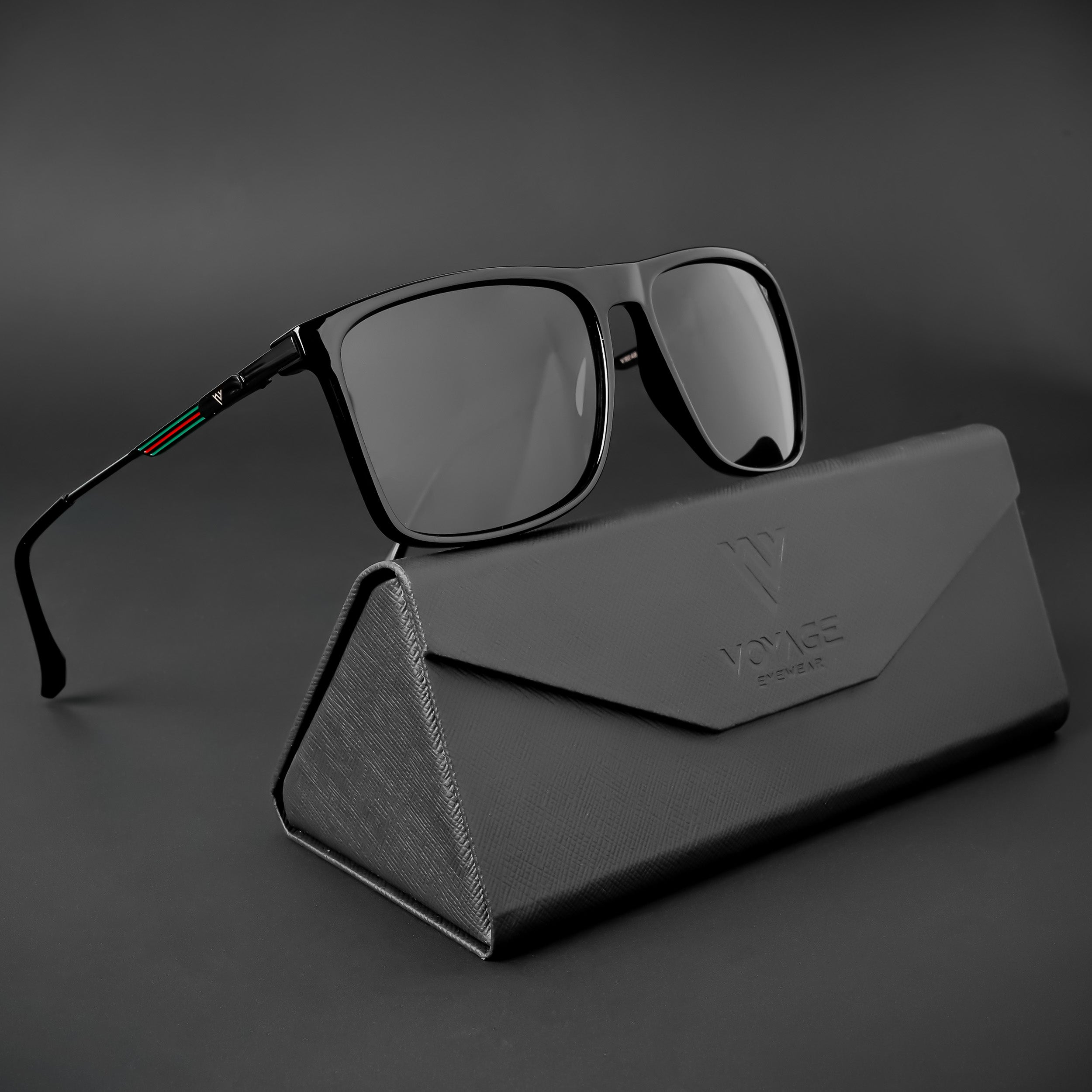 Wayfarer Polarized Sunglasses (Black Lens | Shine Black Frame - PMG5048)